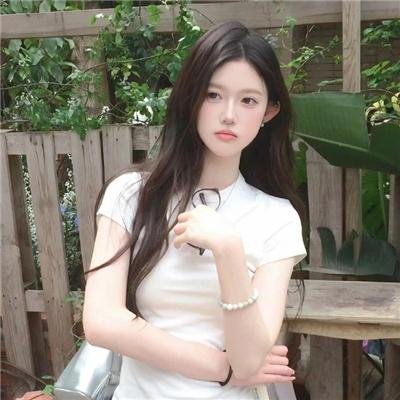 森林孤影